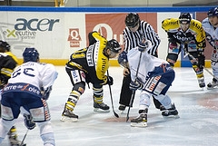 Working with big bodied hockey players